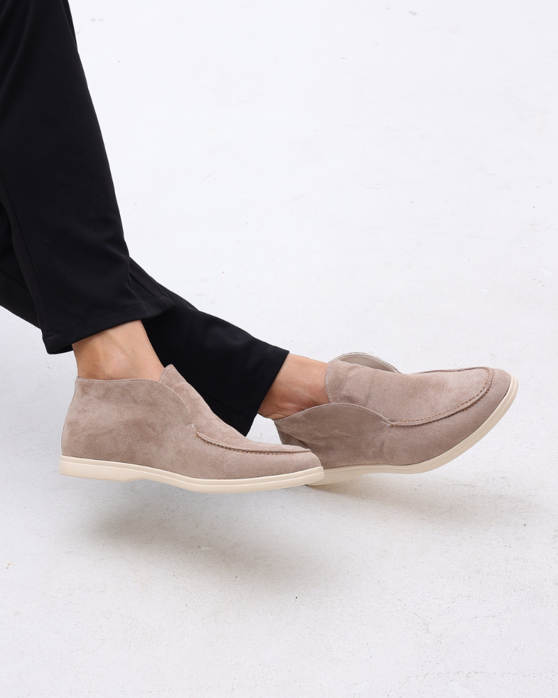 Schnürschuhe – Dunkelbraunes Wildleder